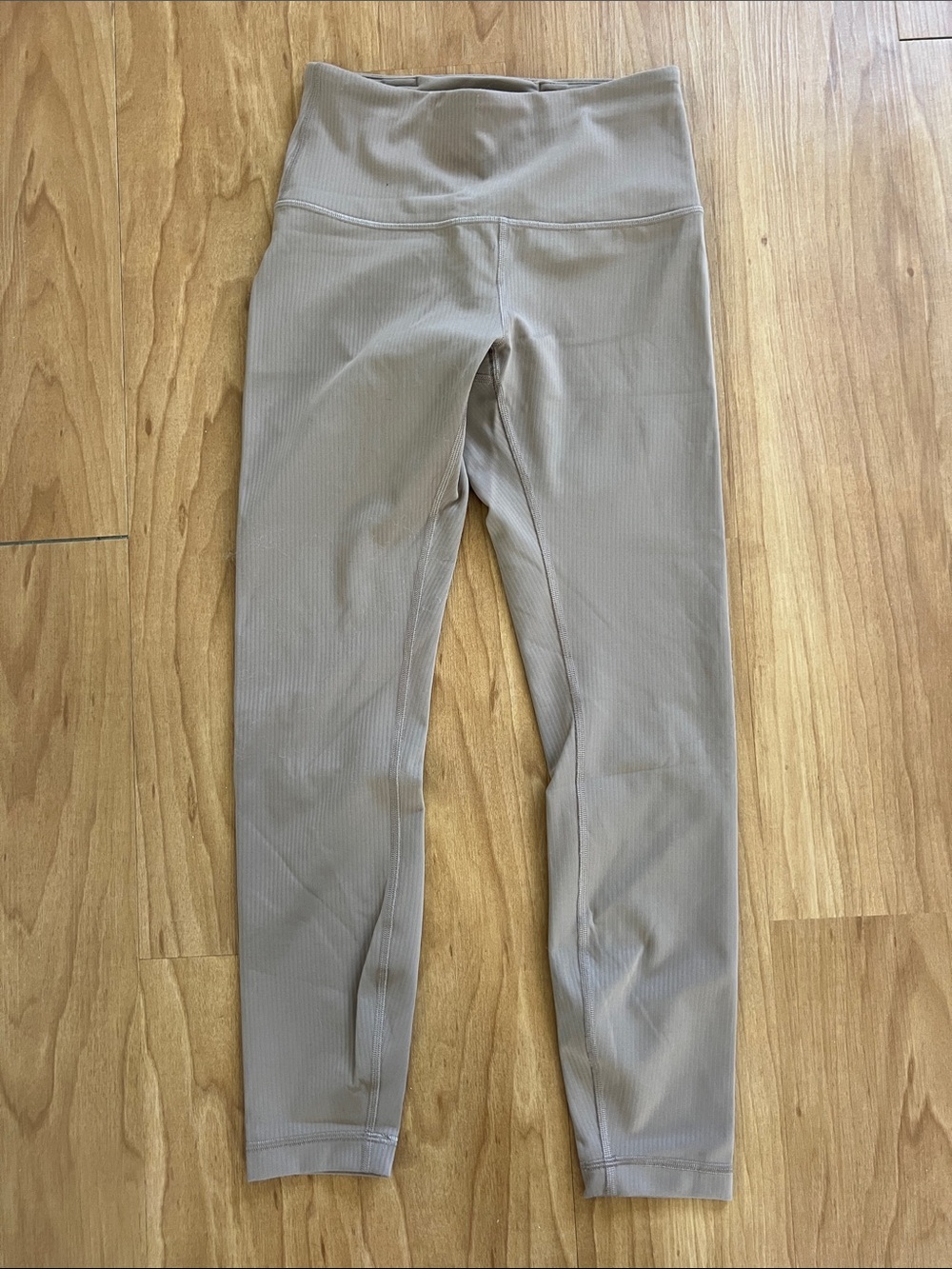 lululemon wunder train high-rise ribbed tight 25” in taupetastic